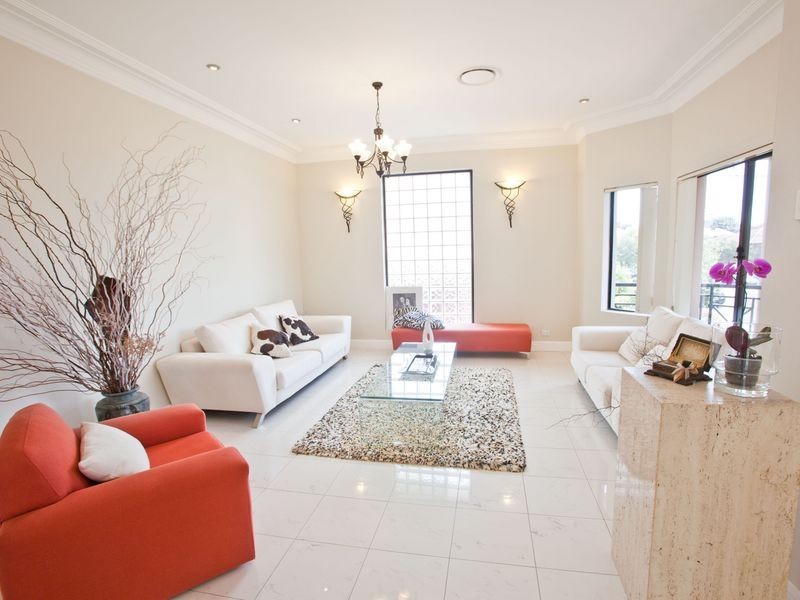 36 Kitchener Ave, Earlwood NSW 2206