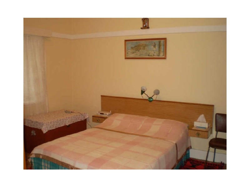 70 Warren Rd, Marrickville NSW 2204