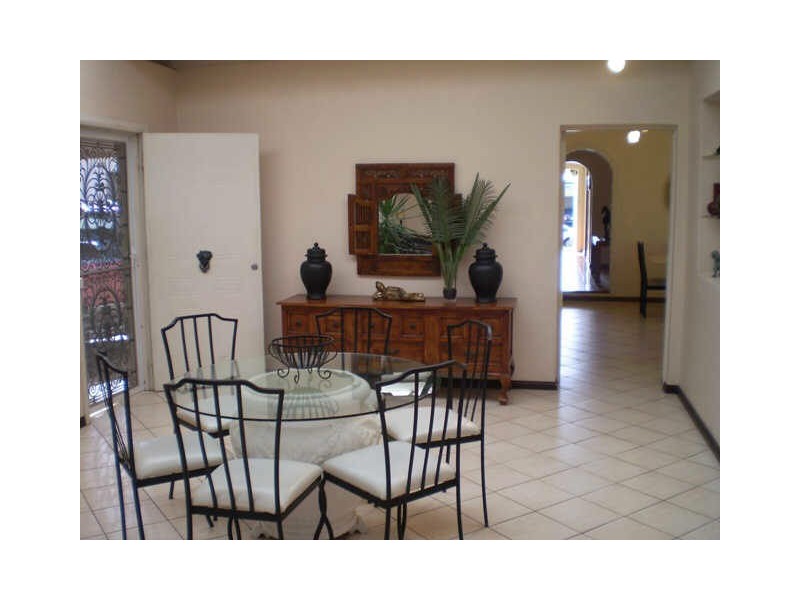 10 Barnes Avenue, Earlwood NSW 2206