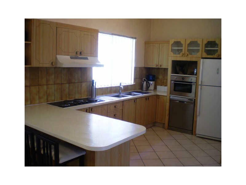 10 Barnes Avenue, Earlwood NSW 2206