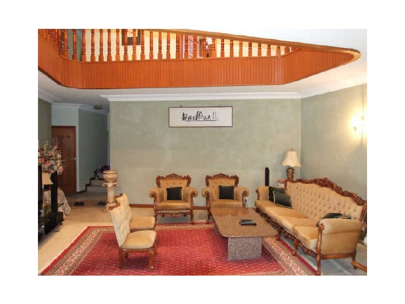 8 Graham Place, Earlwood NSW 2206