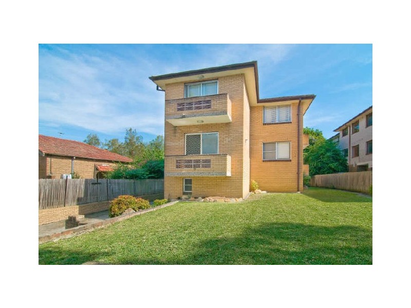 1/9 Rome Street, Canterbury NSW 2193