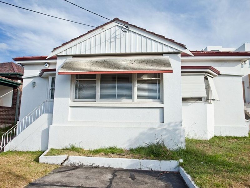 54 Prince Edward Avenue, Earlwood NSW 2206