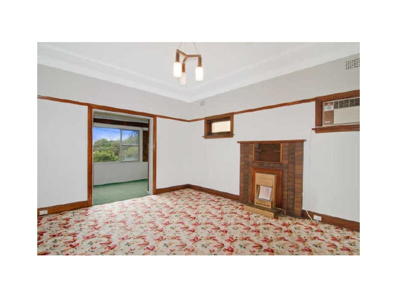 19 Dellwood Avenue, Earlwood NSW 2206