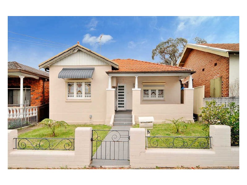 15 Cleary Avenue, Belmore NSW 2192