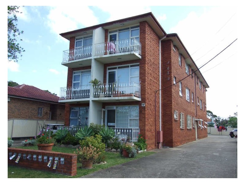 4/57 Taylor Street, Lakemba NSW 2195