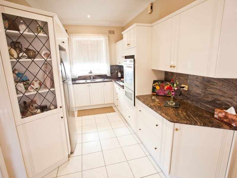 15 Eulabah Avenue, Earlwood NSW 2206