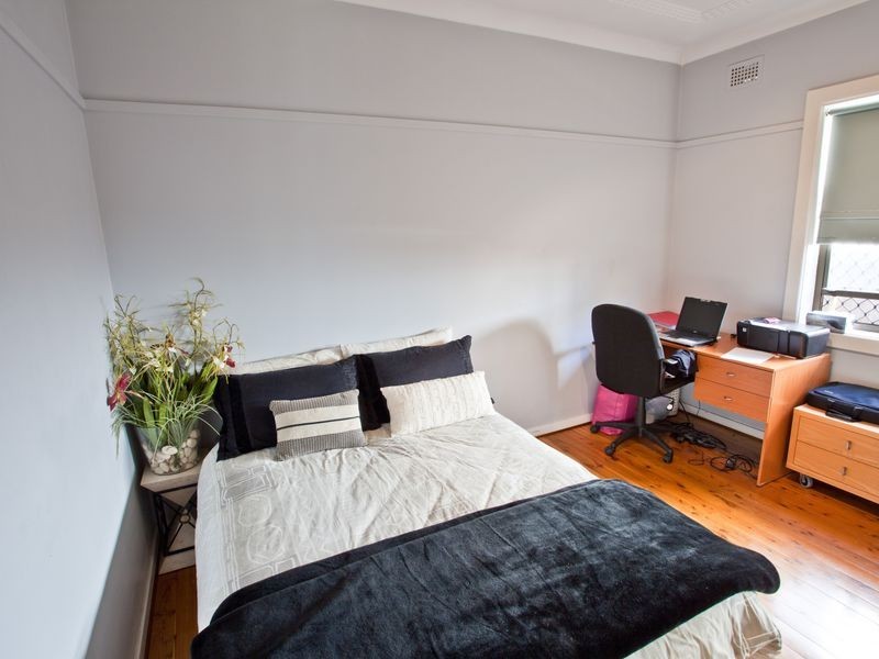 15 Eulabah Avenue, Earlwood NSW 2206