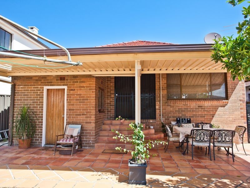 15 Eulabah Avenue, Earlwood NSW 2206