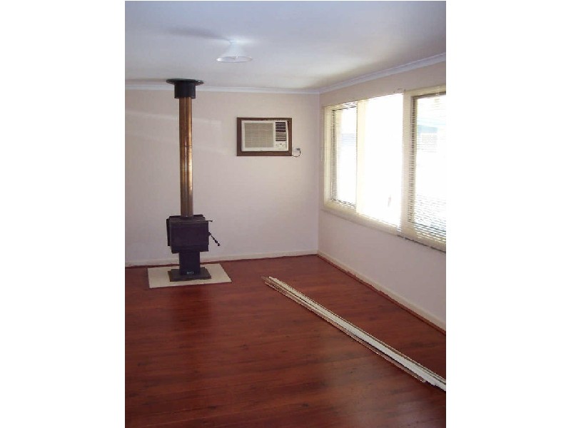 18 Protector Street, O’sullivan Beach SA 5166