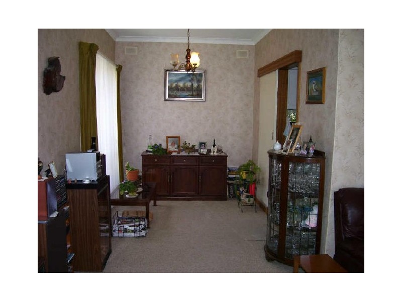 3 Swan Avenue, Happy Valley SA 5159