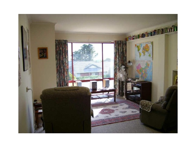 47 Forest Drive, Happy Valley SA 5159