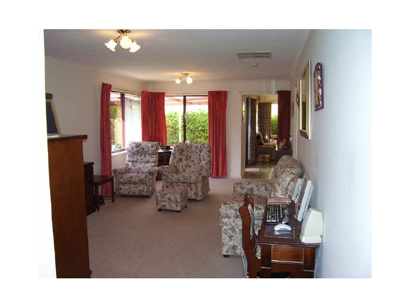 47 Forest Drive, Happy Valley SA 5159