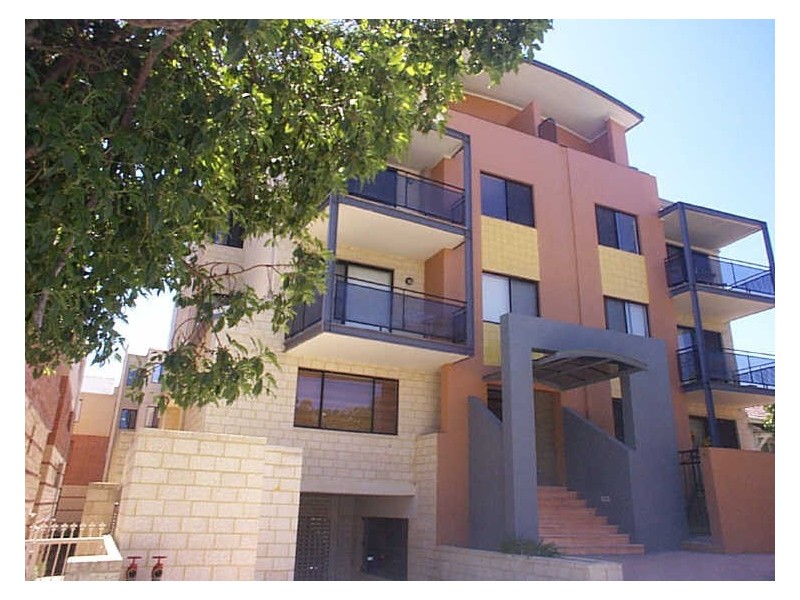 2/28 Bronte Street, East Perth WA 6004