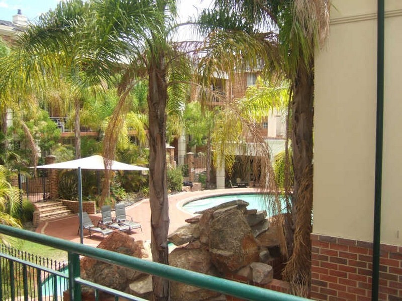 41/30 Bishops Row, East Perth WA 6004