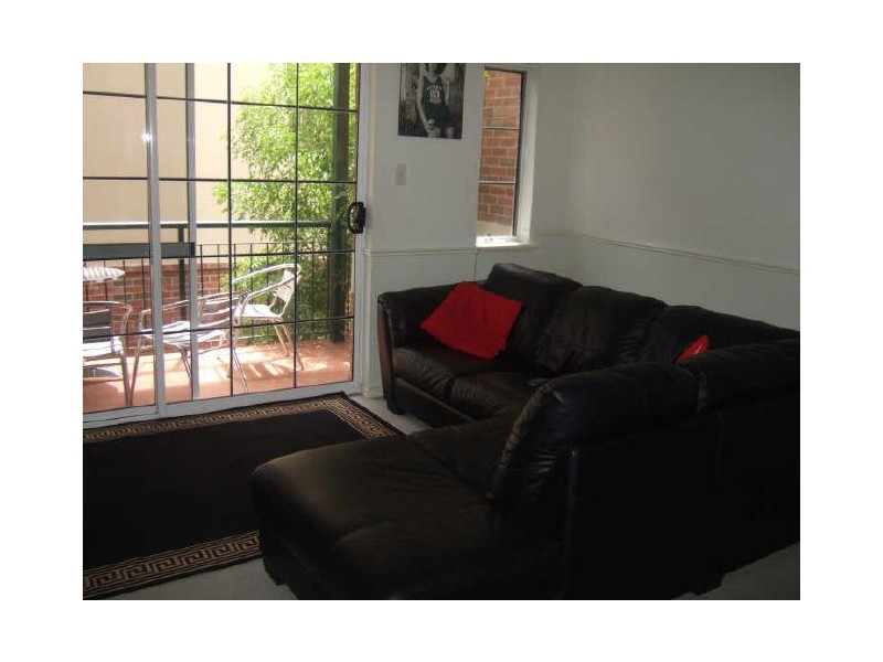 41/30 Bishops Row, East Perth WA 6004