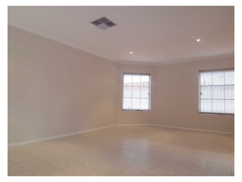 2/19 Cleaver Street, Rivervale WA 6103