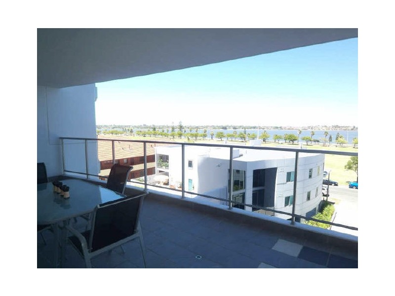 23/132 Terrace Road, Perth WA 6000