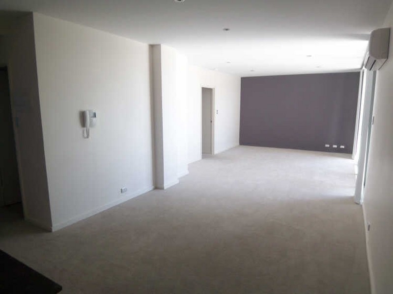 1/18 Tanunda Drive, Rivervale WA 6103