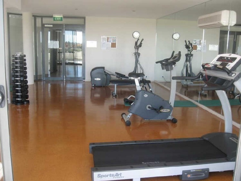 1/18 Tanunda Drive, Rivervale WA 6103