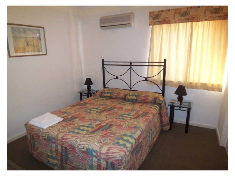 1/11 Regal Place, East Perth WA 6004