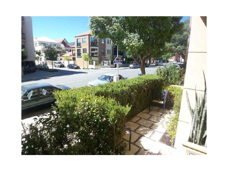 2/65 Wittenoom Street, East Perth WA 6004