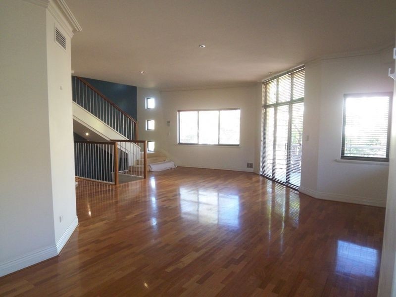 22A Haig Park Circle, East Perth WA 6004