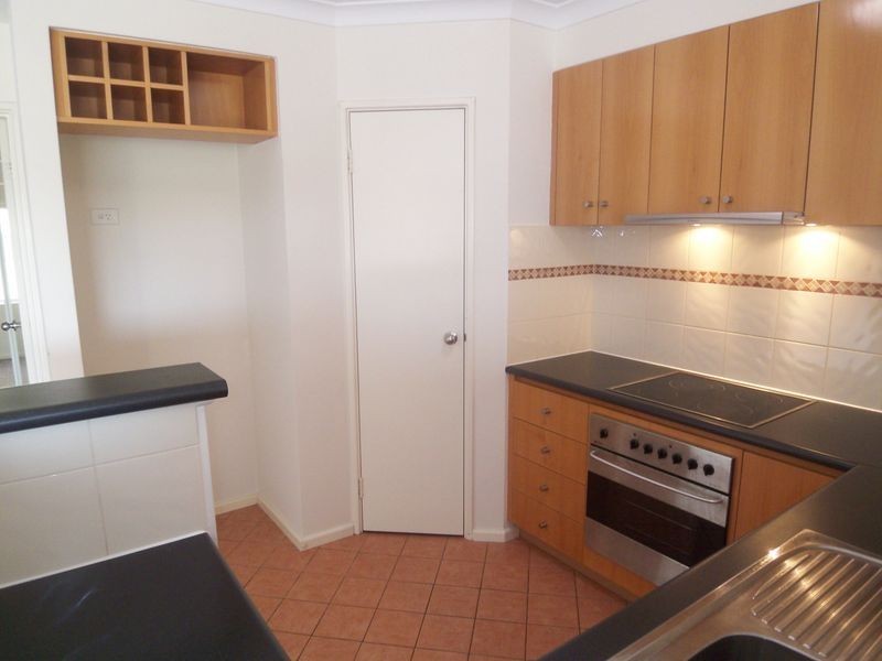 8/27 Eastbrook Terrace, East Perth WA 6004