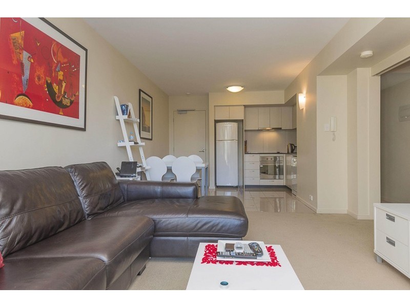 61/131 Adelaide Terrace, East Perth WA 6004