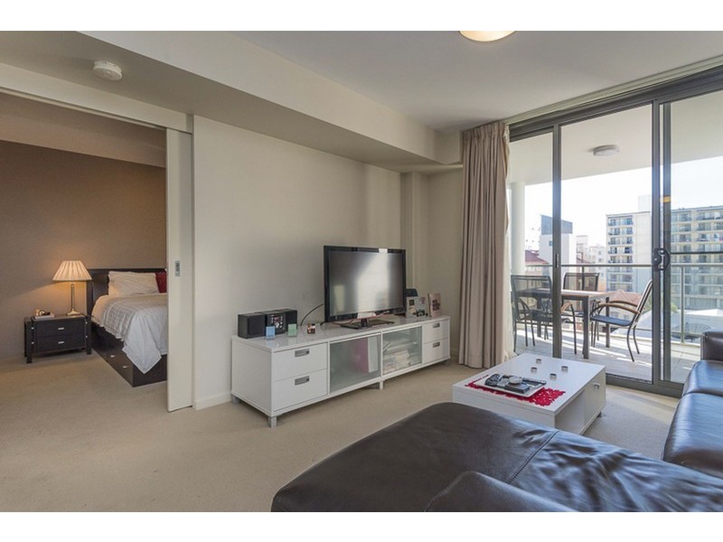 61/131 Adelaide Terrace, East Perth WA 6004