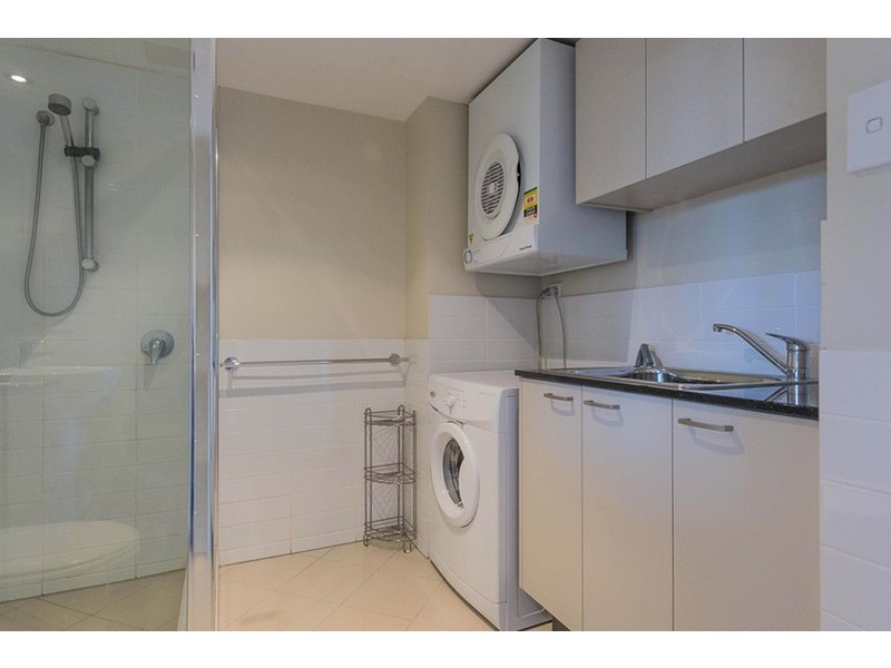 61/131 Adelaide Terrace, East Perth WA 6004