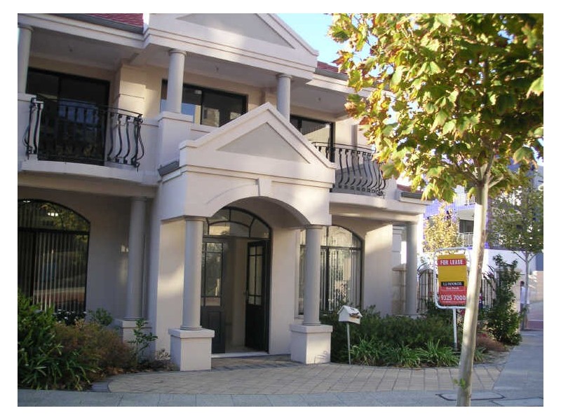 16 Haig Park Circle, East Perth WA 6004