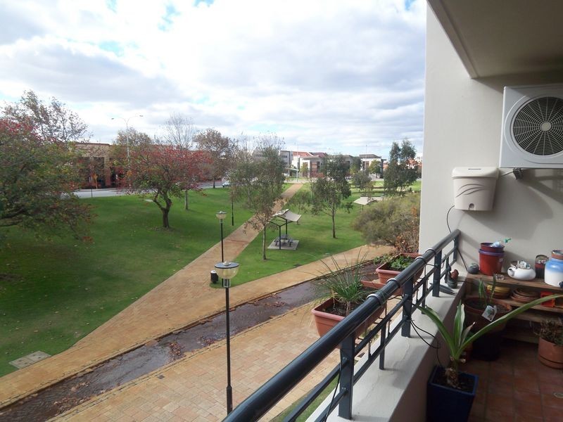 15/32 Eastbrook Terrace, East Perth WA 6004