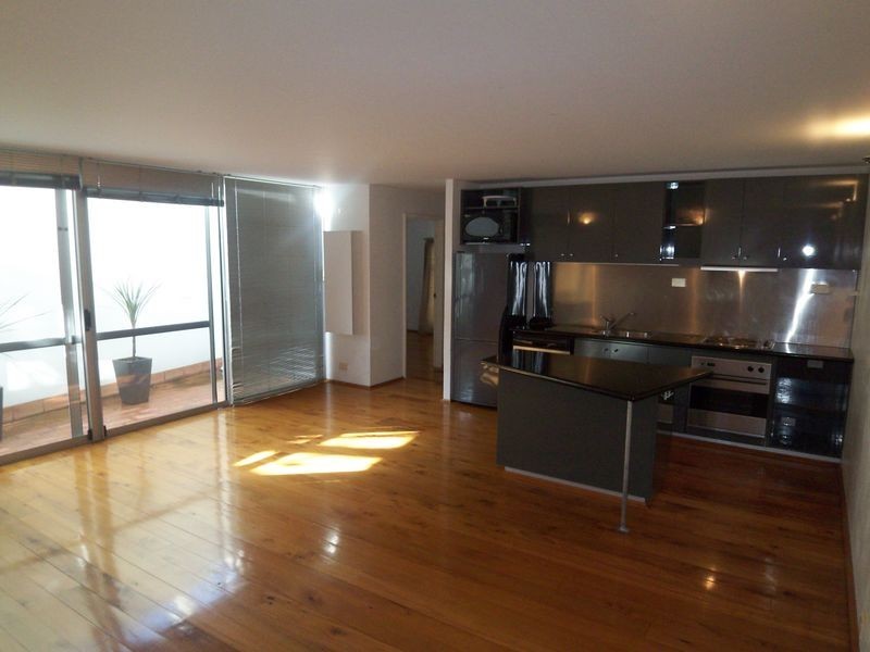 1 Little Saunders Street, East Perth WA 6004