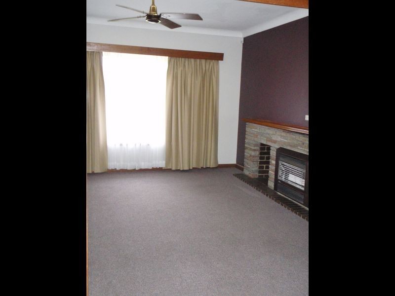 6 Greenacre Street, Dianella WA 6059