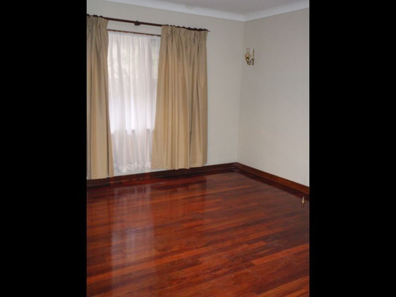 6 Greenacre Street, Dianella WA 6059