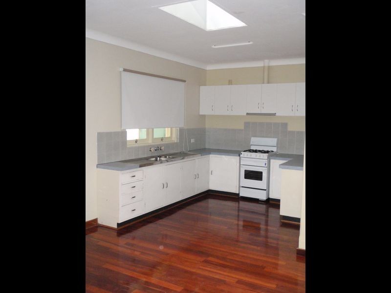 6 Greenacre Street, Dianella WA 6059