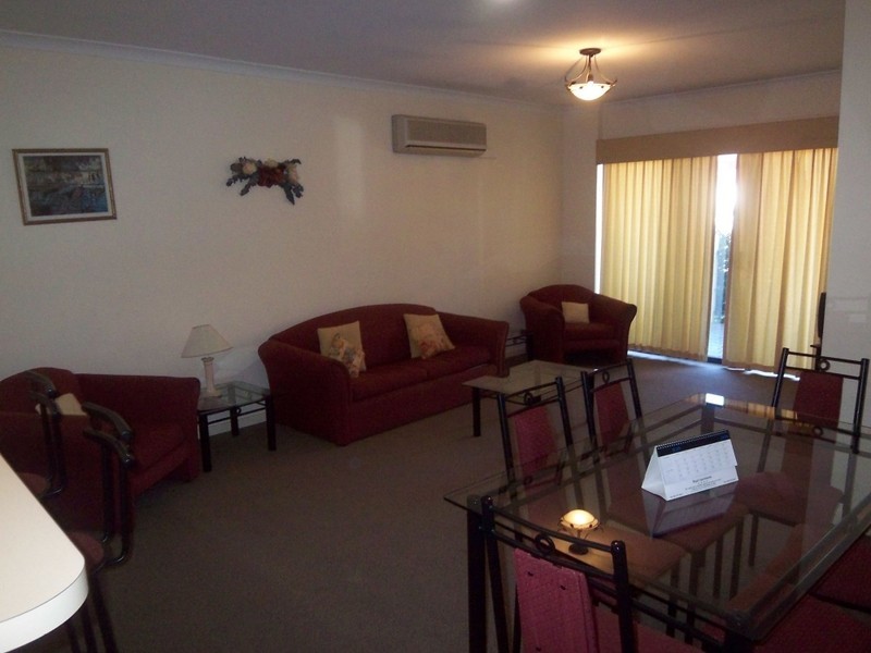 20/11 Regal Place, East Perth WA 6004