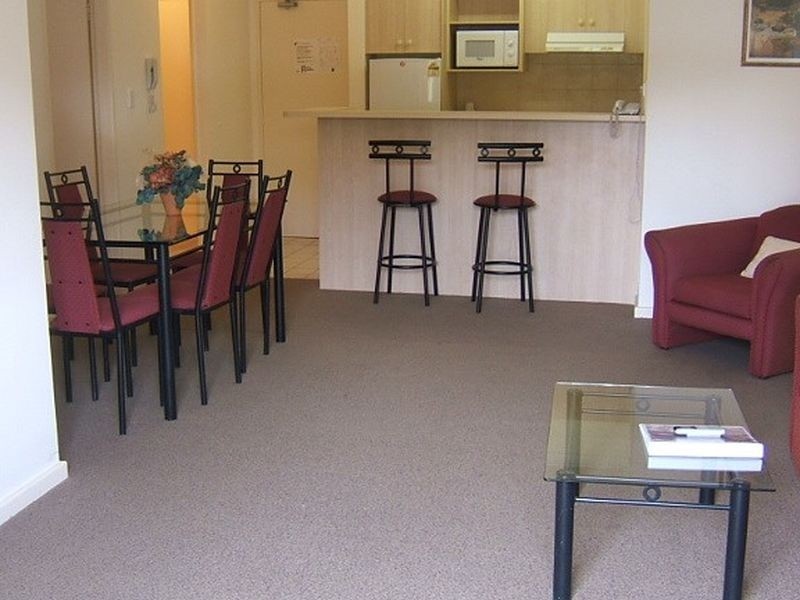 20/11 Regal Place, East Perth WA 6004