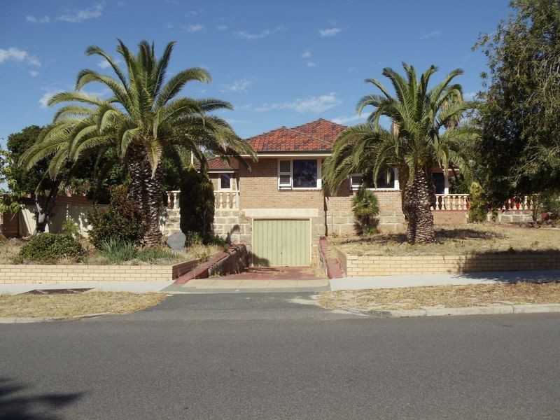 5 Templetonia Crescent, City Beach WA 6015