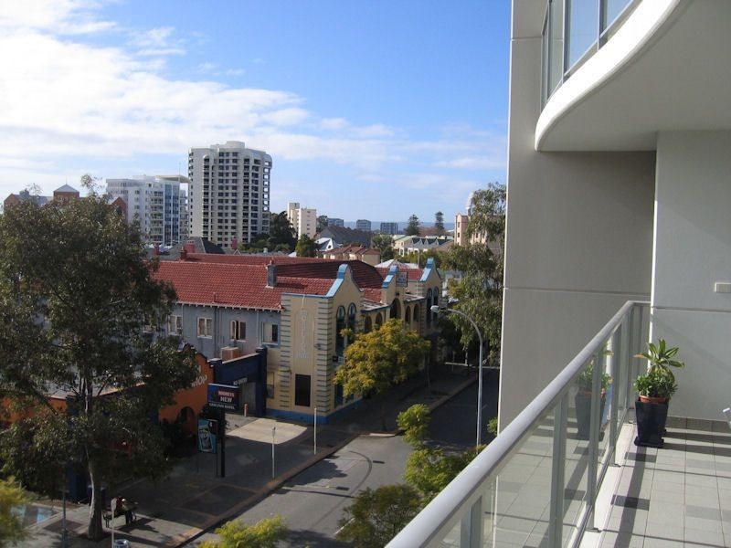 30/269 Hay Street, East Perth WA 6004