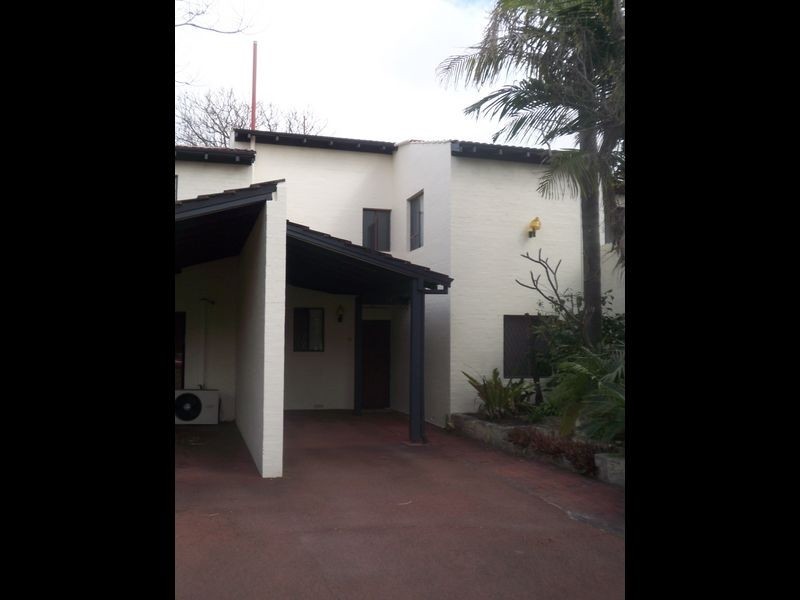 10/11 South Terrace, Como WA 6152