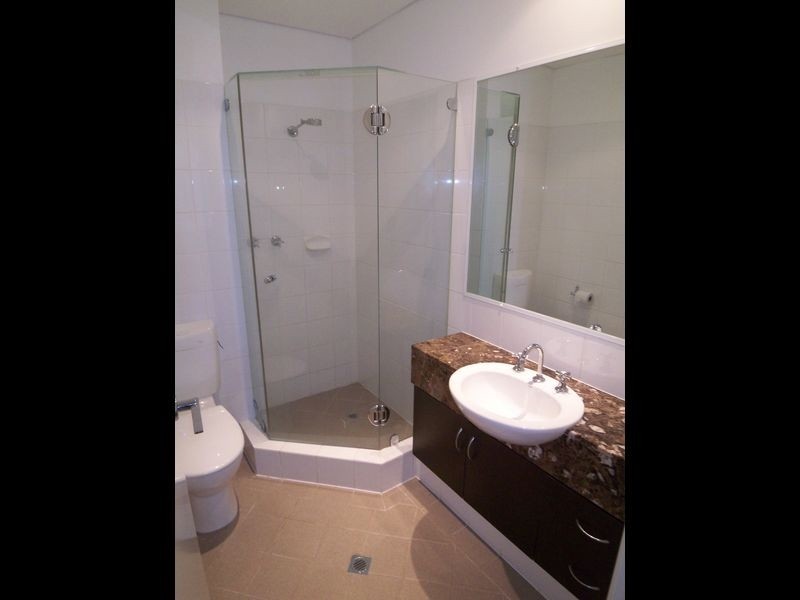 2/26 Saunders Street, East Perth WA 6004