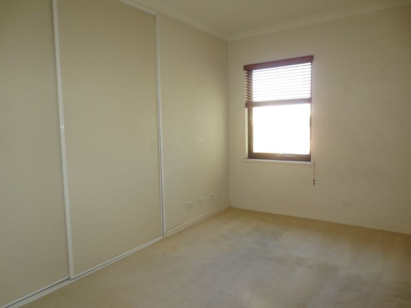 18/24 Constitution Street, East Perth WA 6004