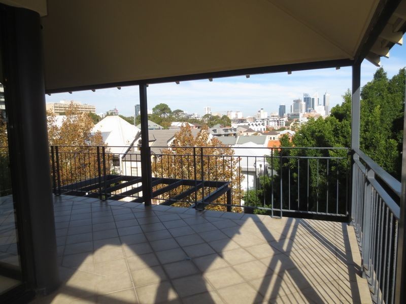 18/24 Constitution Street, East Perth WA 6004