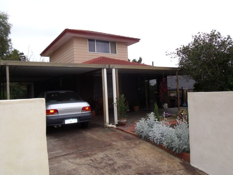 12 Hayward Street, Bayswater WA 6053