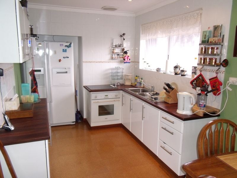 12 Hayward Street, Bayswater WA 6053