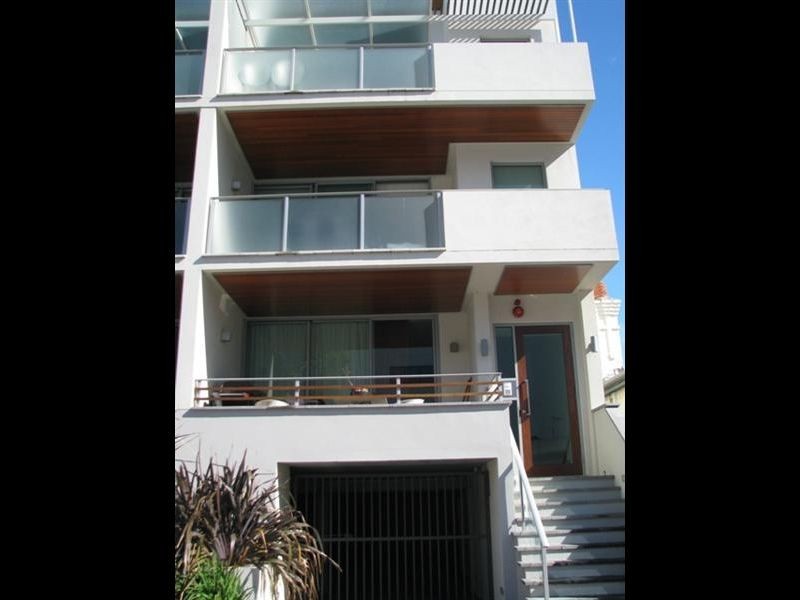 9B Lawrence Avenue, West Perth WA 6005