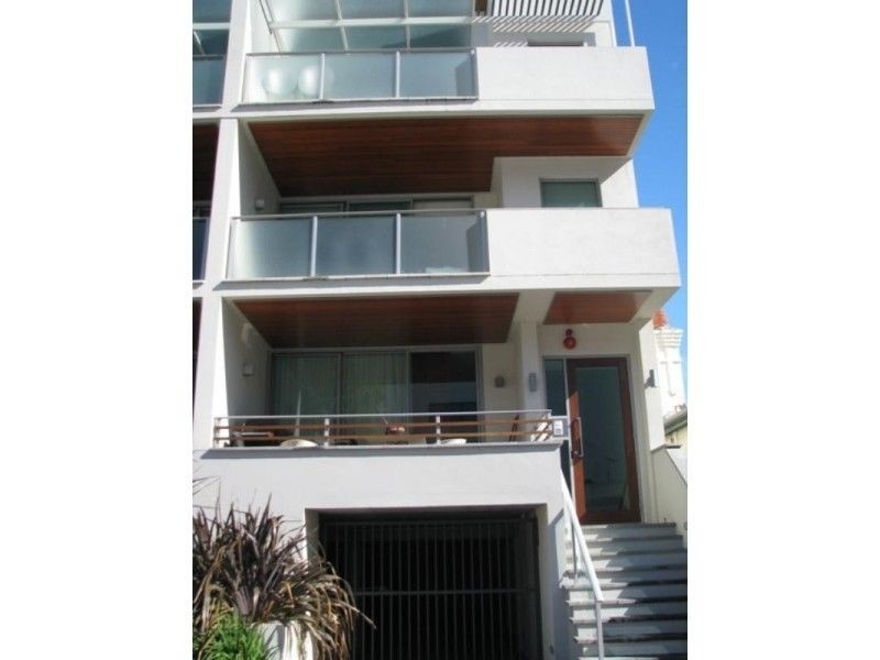9B Lawrence Avenue, West Perth WA 6005