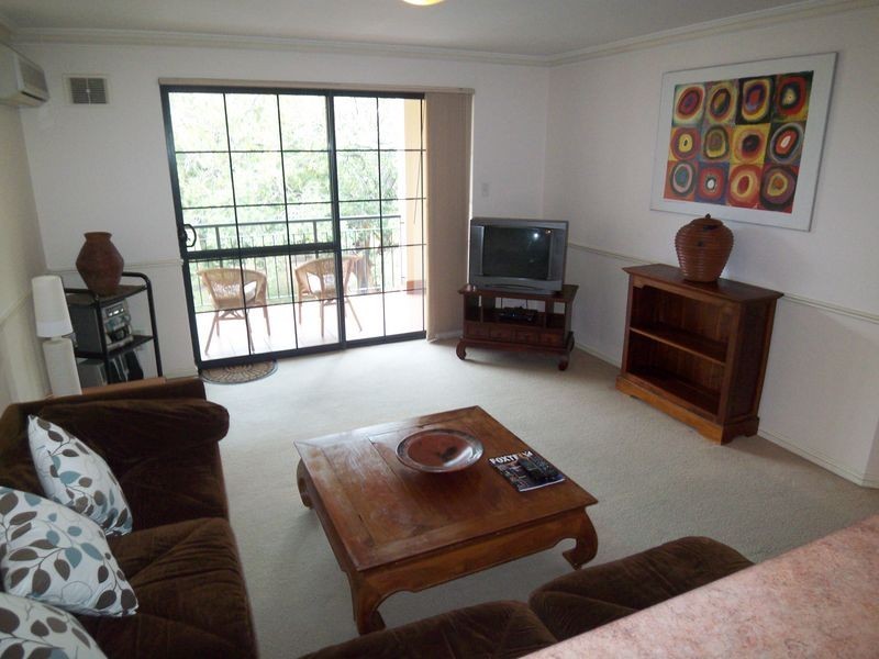 18/125 Wellington Street, East Perth WA 6004